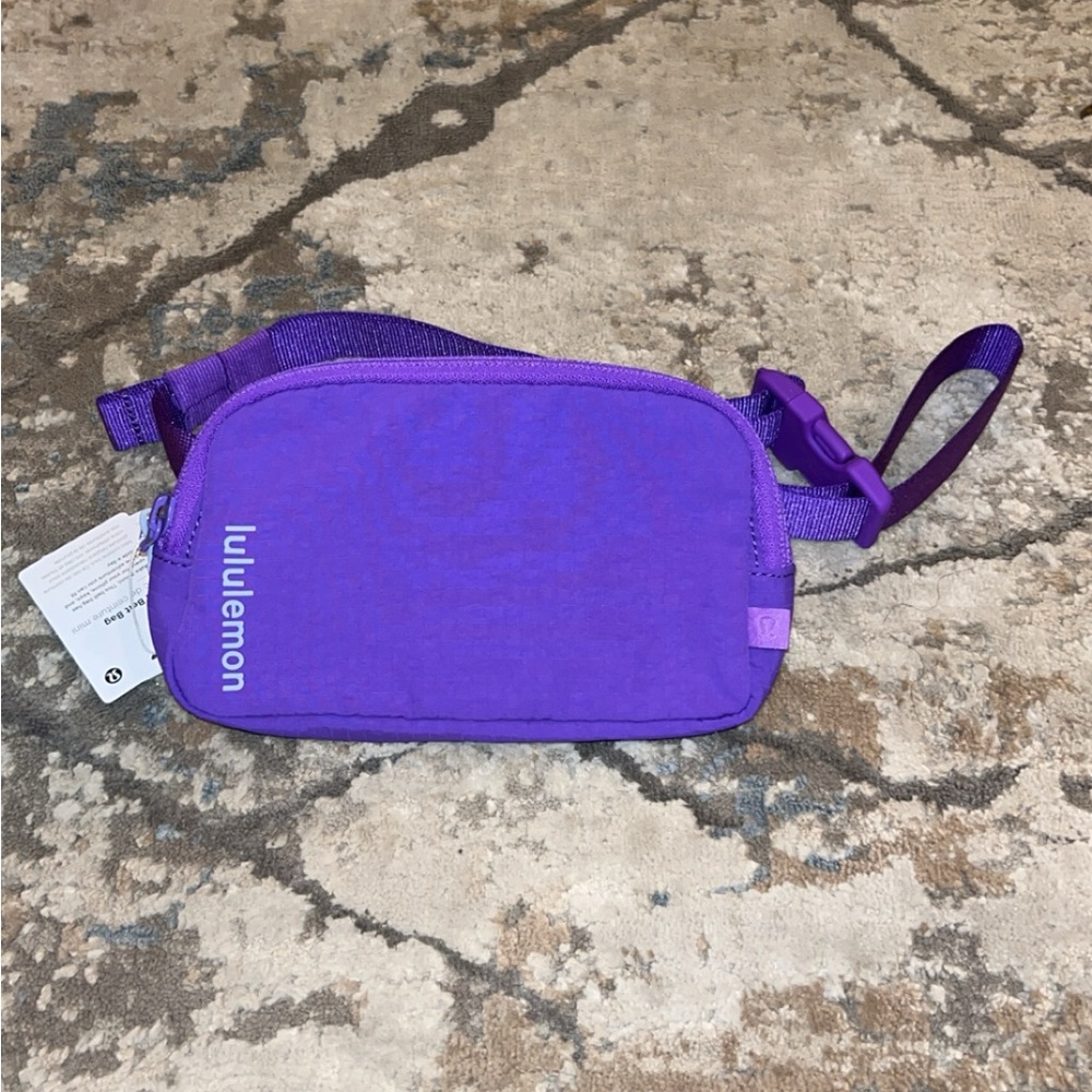 Lululemon Mini Belt Bag